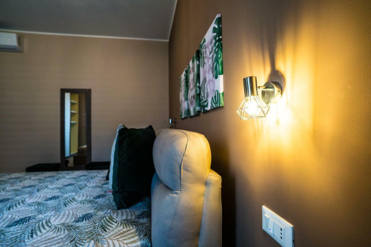 Sisters In Law Guesthouse Monopoli Zewnętrze zdjęcie