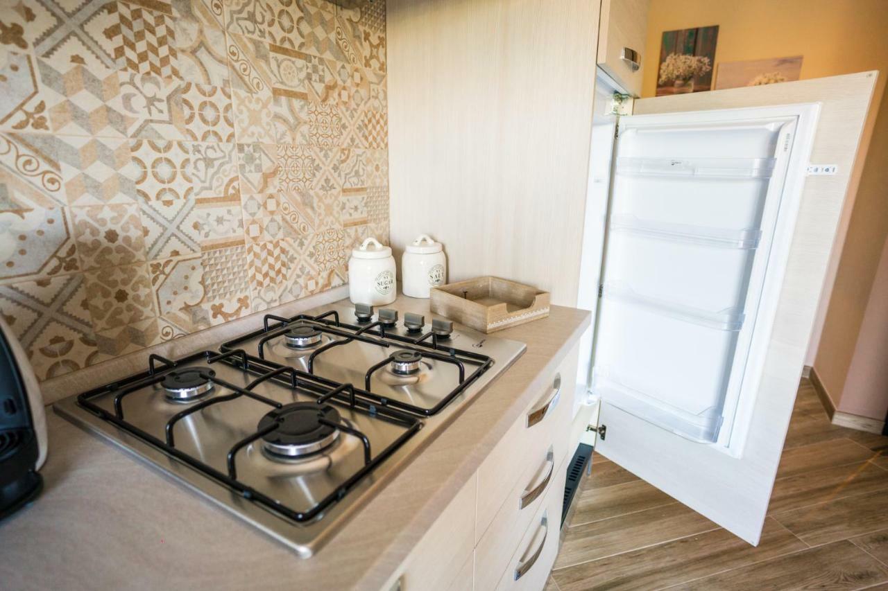 Sisters In Law Guesthouse Monopoli Zewnętrze zdjęcie